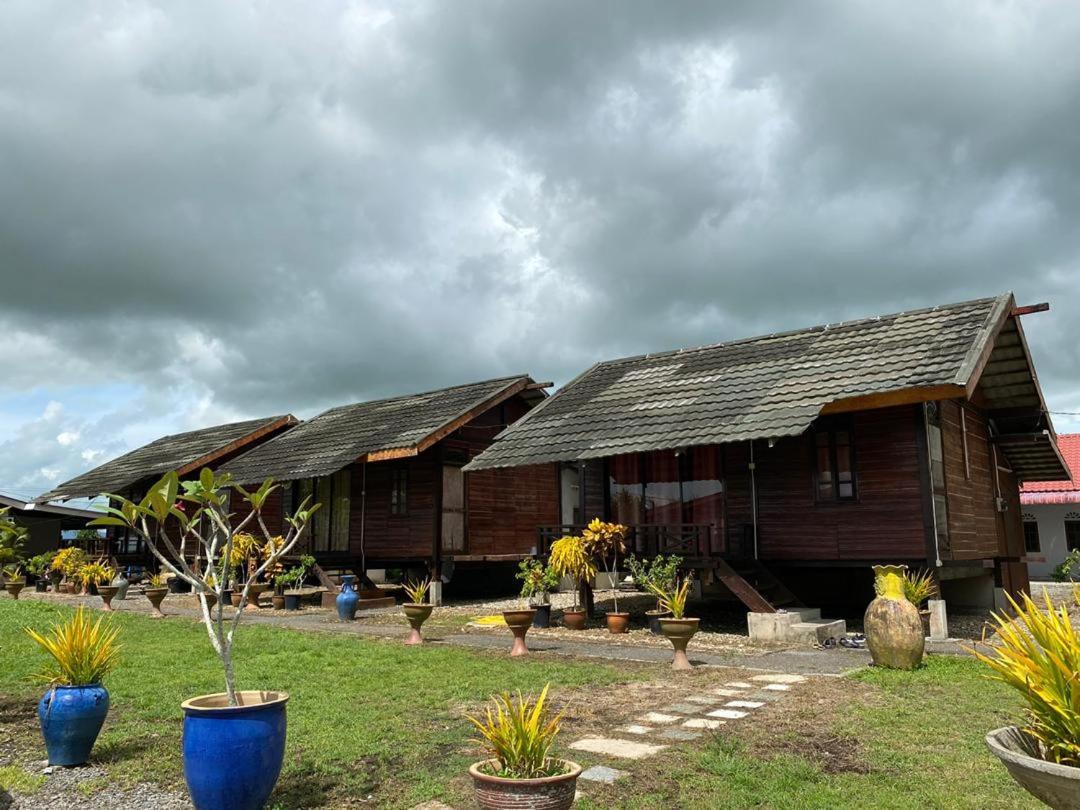 Tamteh Homestay Ayer Hitam 외부 사진