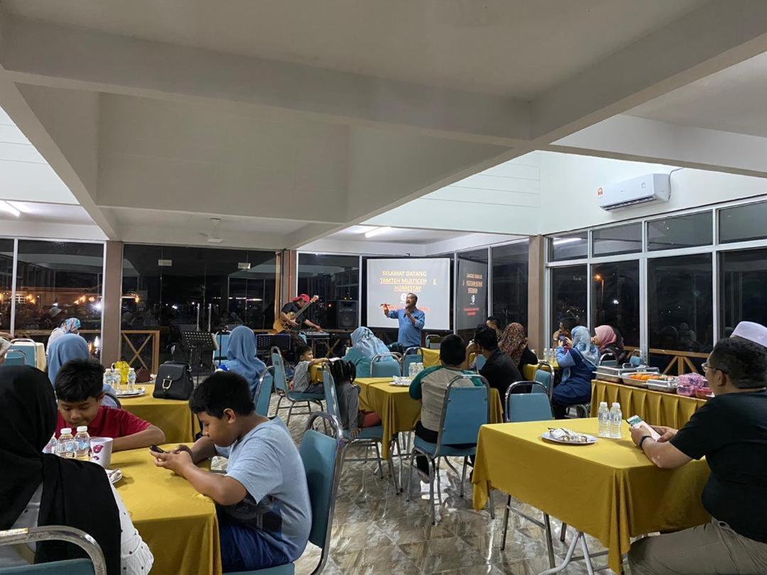 Tamteh Homestay Ayer Hitam 외부 사진