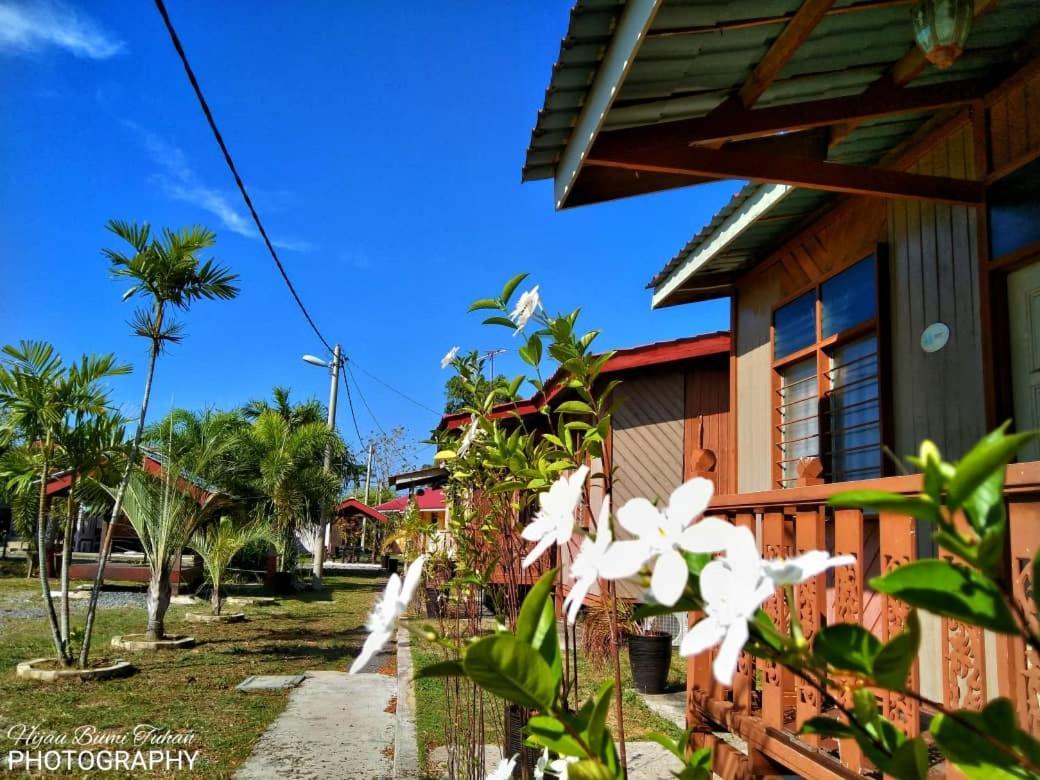 Tamteh Homestay Ayer Hitam 외부 사진