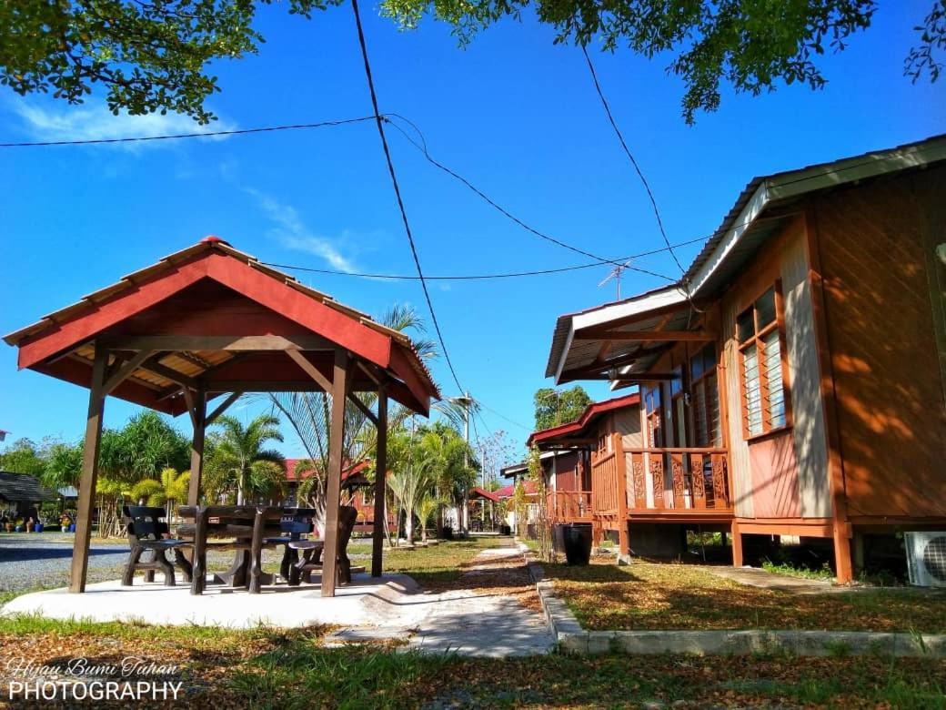 Tamteh Homestay Ayer Hitam 외부 사진