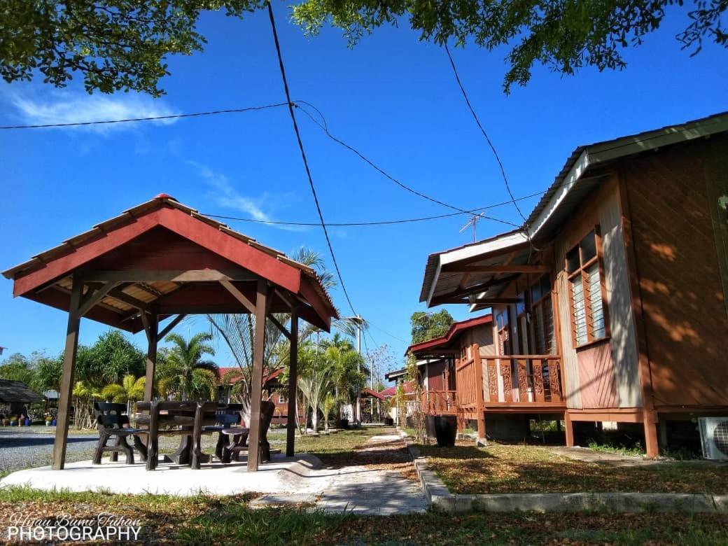 Tamteh Homestay Ayer Hitam 외부 사진