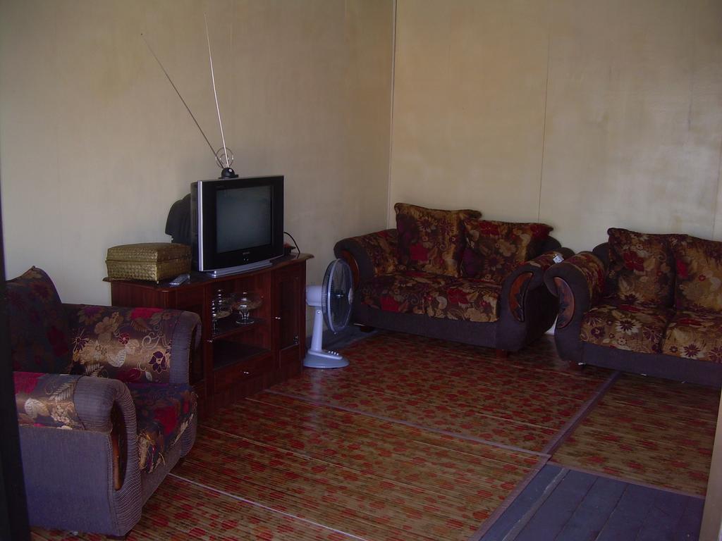 Tamteh Homestay Ayer Hitam 외부 사진