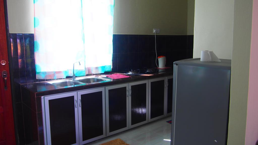 Tamteh Homestay Ayer Hitam 외부 사진